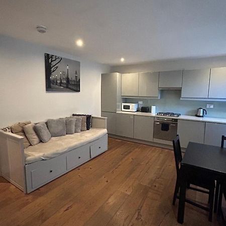 Luxurious Central Soho Apartment Лондон Экстерьер фото