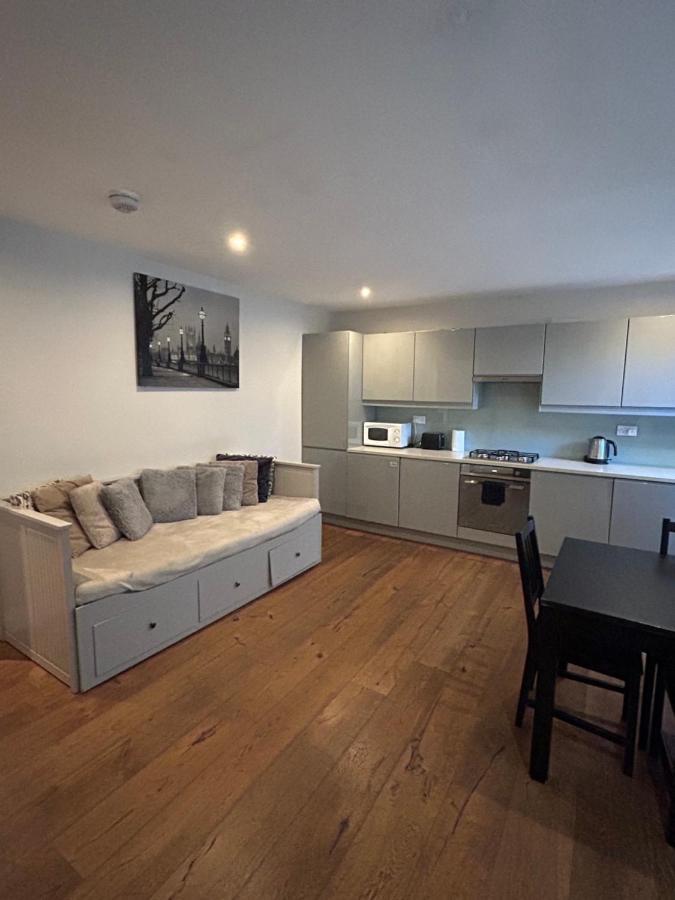 Luxurious Central Soho Apartment Лондон Экстерьер фото